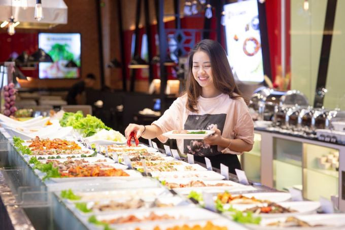 Buffet Seoul Garden Vincom Bà Triệu với hơn 200 món ngon