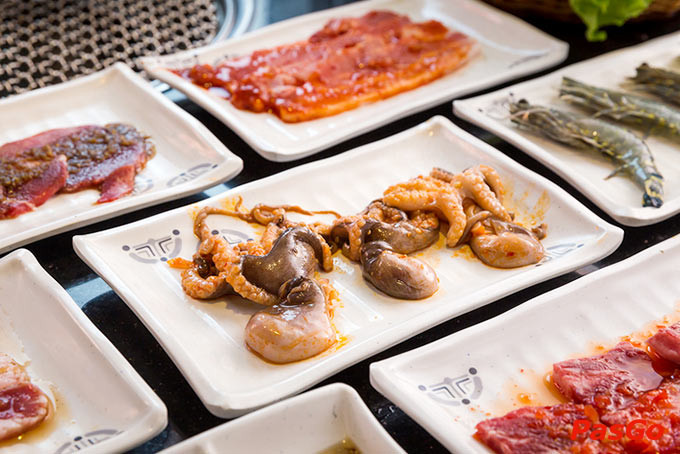 Các loại sốt ướp độc đáo làm nên hương vị riêng biệt của King BBQ Vincom Đồng Khởi