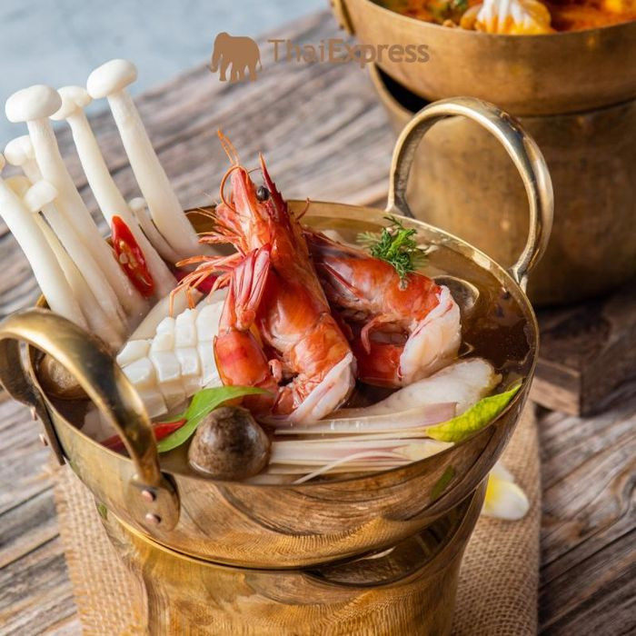 Các món ăn hấp dẫn tại ThaiExpress