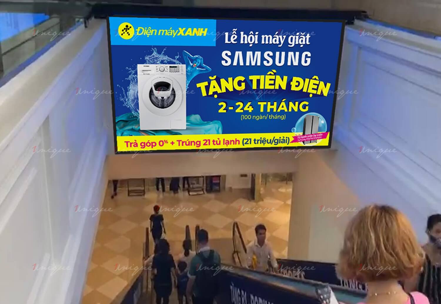 Chất lượng hiển thị sắc nét của màn hình LED tại Vincom Mega Mall Royal City Hà Nội
