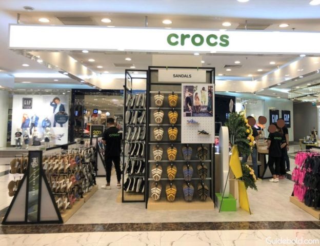 Cửa hàng Crocs tại Vincom Đồng Khởi, Quận 1, TP Hồ Chí Minh với không gian hiện đại và sản phẩm đa dạng