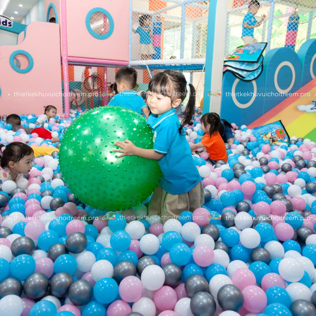 Dino Kids &amp; Coffee táº¡i Viá»‡t TrÃ¬