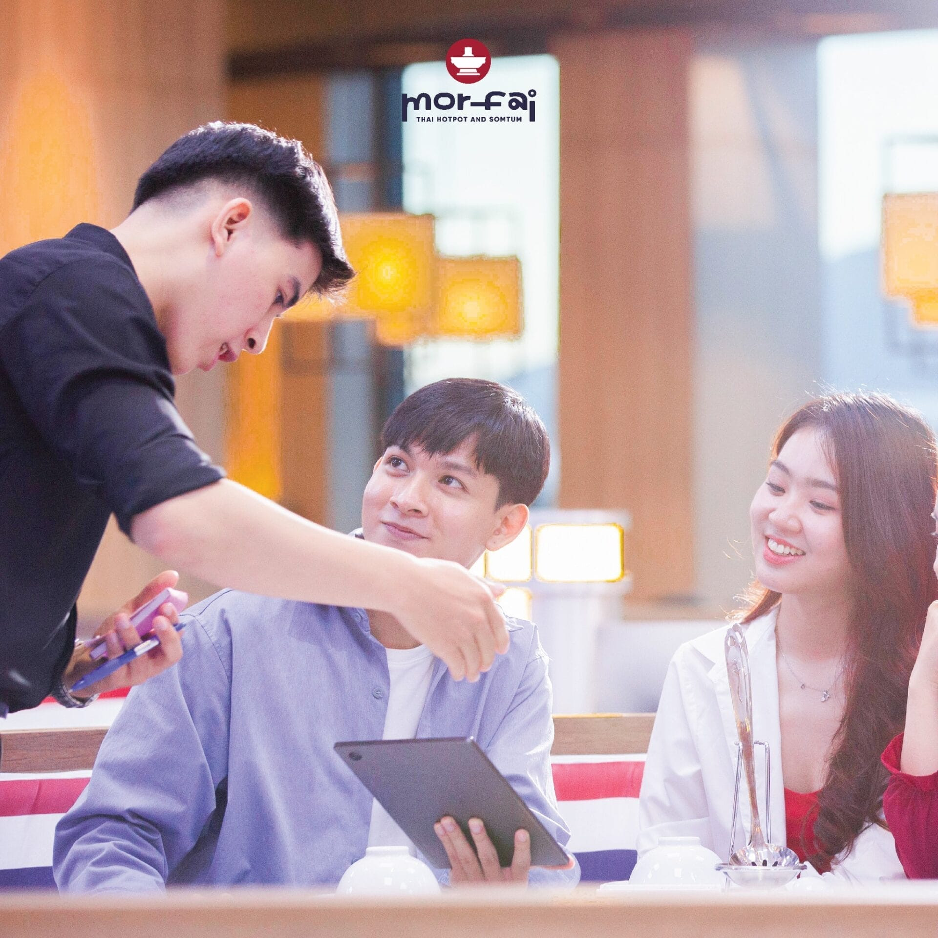 Đội ngũ nhân viên thân thiện tại Morfai Thái