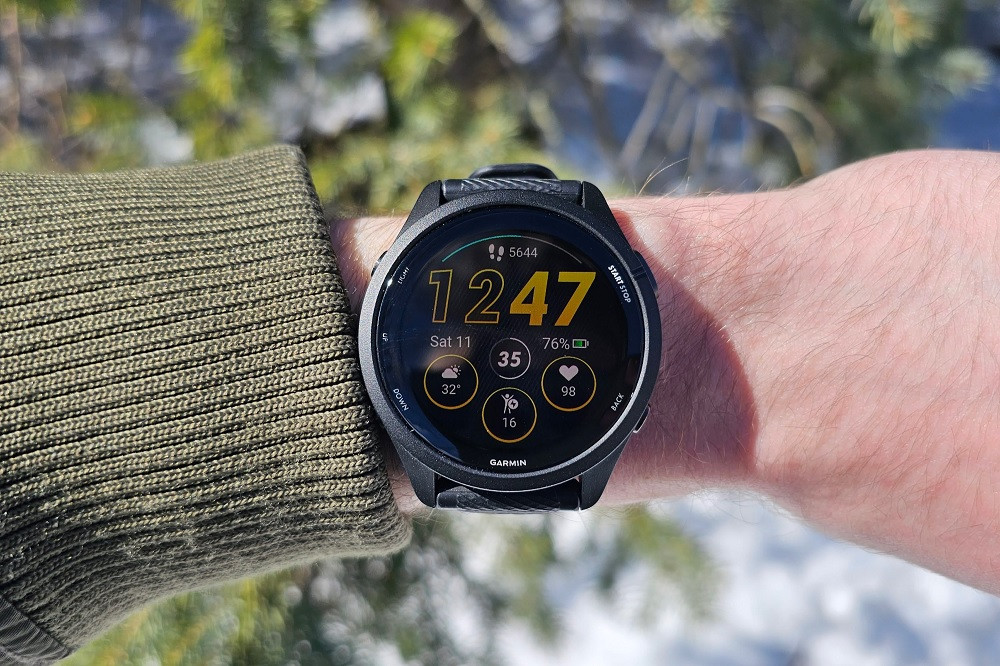 Garmin Forerunner 265 cao cấp