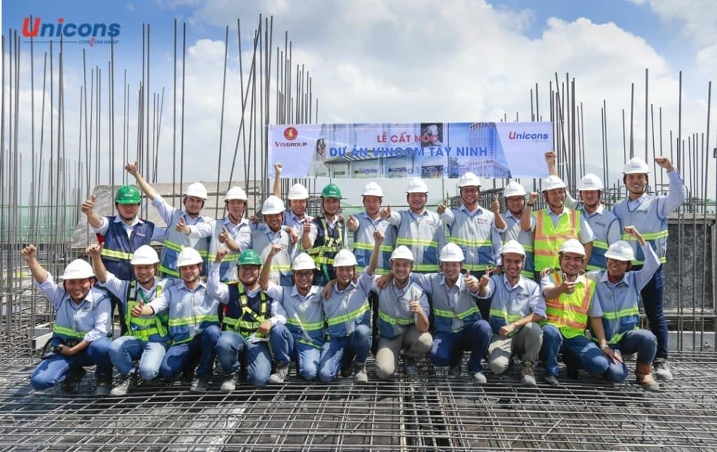 Góc nhìn tổng thể dự án Vincom Tây Ninh đang trong giai đoạn hoàn thiện, thể hiện kiến trúc hiện đại và quy mô lớn
