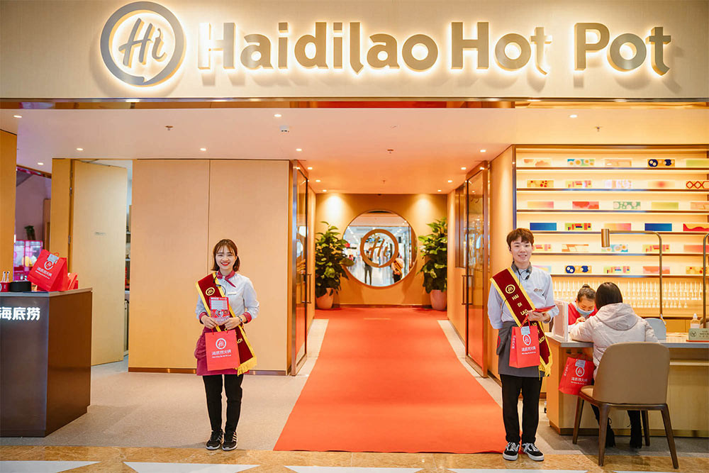 Haidilao được bài trí mang đậm phong cách Trung Hoa tại trung tâm thương mại