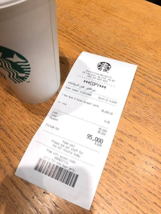 Hóa đơn thanh toán của khách hàng tại Starbucks Vincom Metropolis.