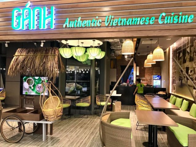 Không gian ấm cúng tại Nhà hàng Gánh Landmark 81 với các món ăn đặc sản