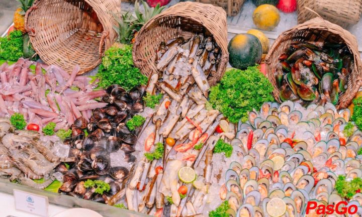 Không gian nhà hàng I Like Buffet Nha Trang với đa dạng món ăn hải sản nướng BBQ