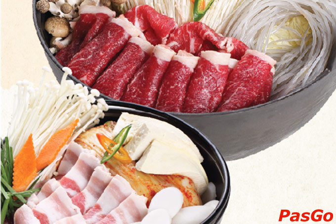Món mì Hàn Quốc thơm ngon, đậm đà tại GoGi Vincom Đà Nẵng