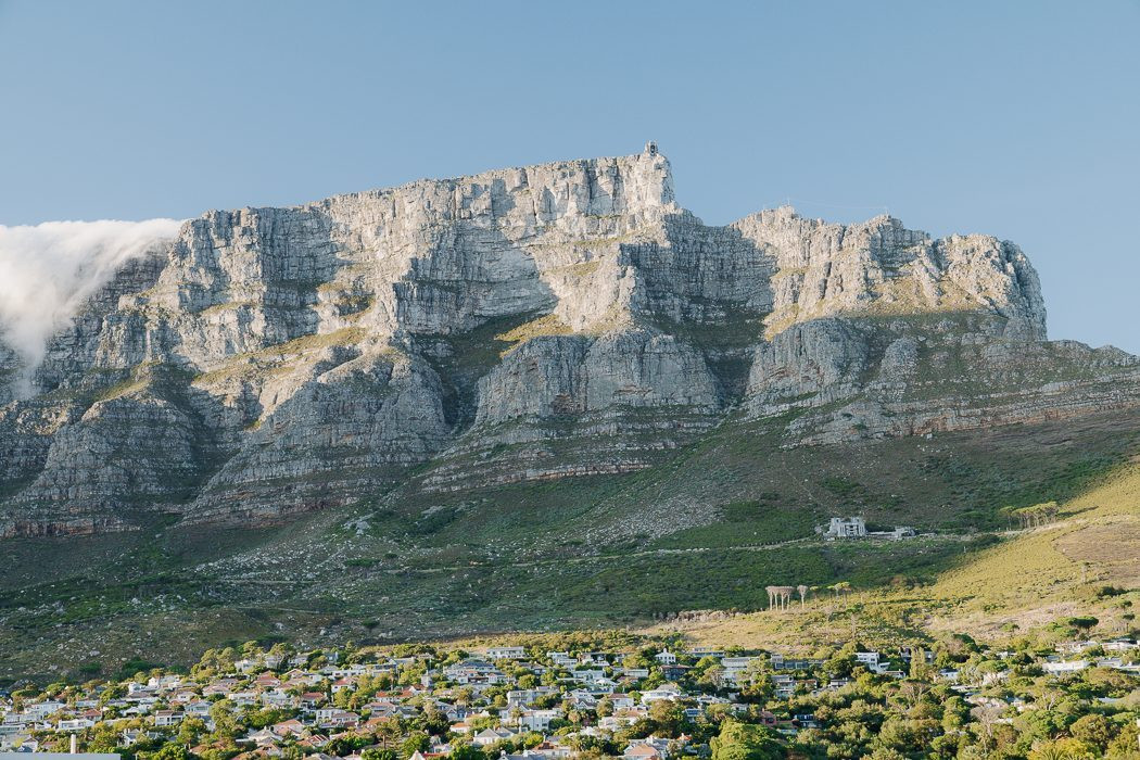 Núi Bàn Table Mountain, biểu tượng thiên nhiên ở Cape Town