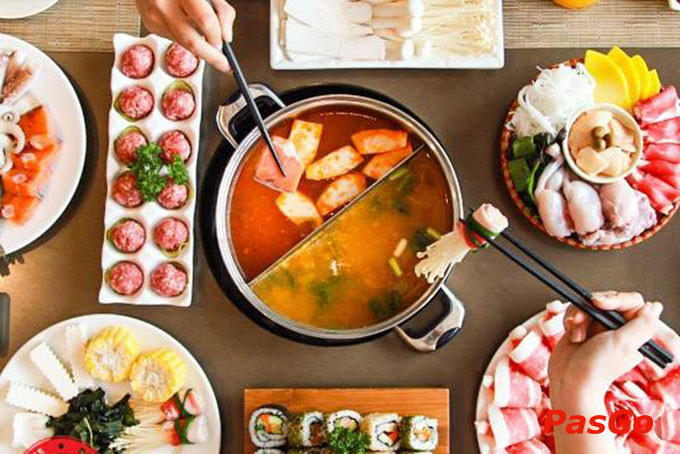Nước lẩu đa dạng tại Kichi Kichi Vincom Cộng Hòa