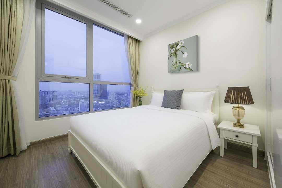 Phòng ngủ Master sang trọng tại căn hộ Landmark Plus