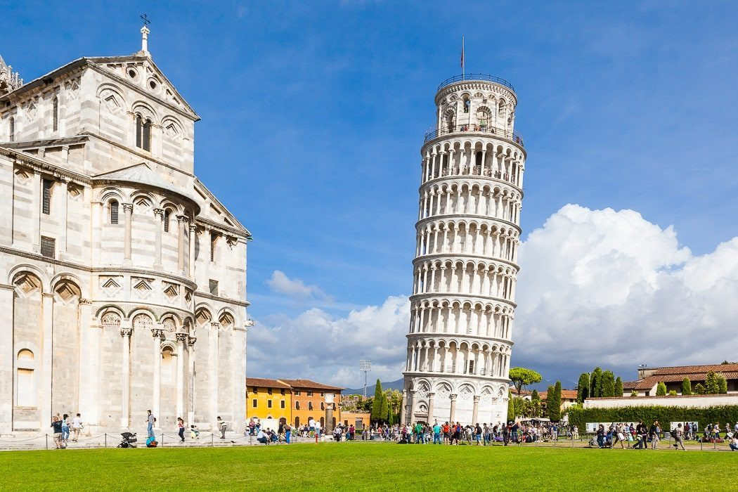 Tháp Nghiêng Pisa, lỗi kiến trúc nổi tiếng ở Ý