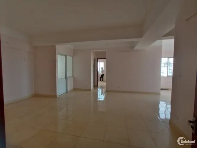 Đánh Giá Chi Tiết Chung Cư 789 Nguyễn Văn Huyên: Có Thực Sự Là Lựa Chọn Đáng Tiền?