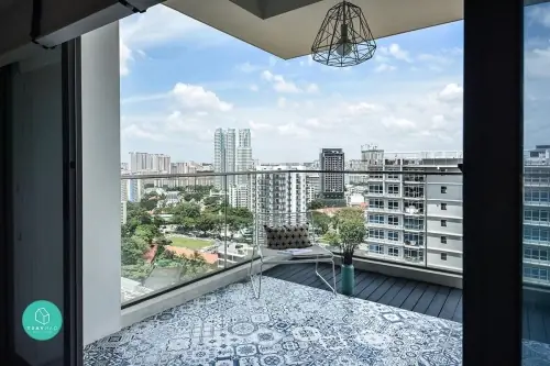 Top 5 Loại Gạch Lát Ban Công Chung Cư Tốt Nhất 2026: Đánh Giá Chi Tiết Về Độ Bền Và Thẩm Mỹ