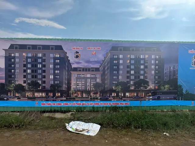 Top 10+ Mẫu Chung Cư Cao Cấp Đáng Sống Nhất Năm Việc Sở Hữu Một Không Gian Sống Lý Tưởng Không Chỉ Là Nơi Che Mưa Che Nắng Mà Còn Là Biểu Tượng Cho Phong Cách Sống Và Địa Vị Của Chủ Nhân. Trong Phân Khúc Bất Động Sản Cao Cấp, Nhà Mẫu Chung Cư Cao Cấp Luôn Đóng Vai Trò Then Chốt, Giúp Khách Hàng Hình Dung Rõ Nét Nhất Về Tương Lai An Cư Của Mình. Bài Viết Này Sẽ Điểm Qua Top 10+ Dự Án Và Phong Cách Thiết Kế Nhà Mẫu Đang Dẫn Đầu Xu Hướng, Giúp Bạn Có Cái Nhìn Toàn Diện Trước Khi Ra Quyết Định Đầu Tư.