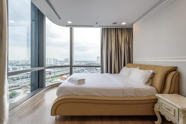 Cho thuê căn hộ dịch vụ 4 phòng ngủ view biệt thự (10)